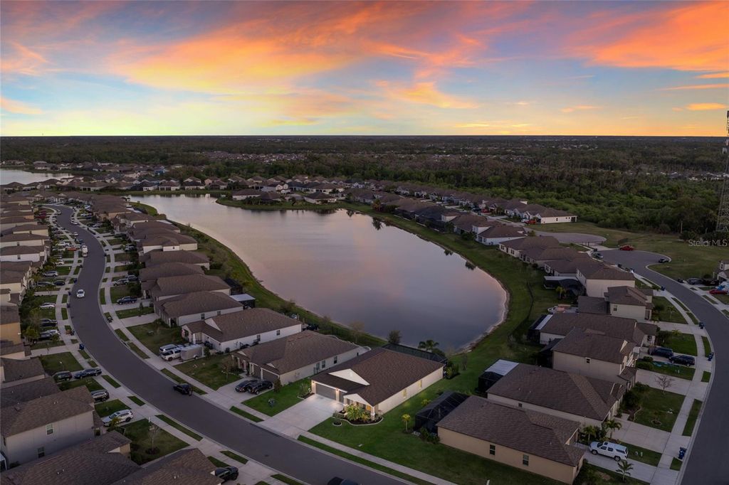 Image 5 of property listing at 5109 OLANO STREET, Palmetto, FL 34221