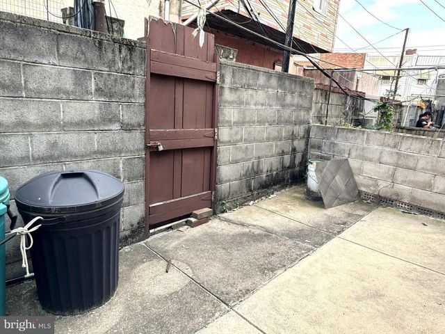 2317 S 9TH ST, Philadelphia, PA 19148