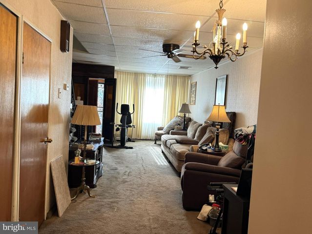 2317 S 9TH ST, Philadelphia, PA 19148