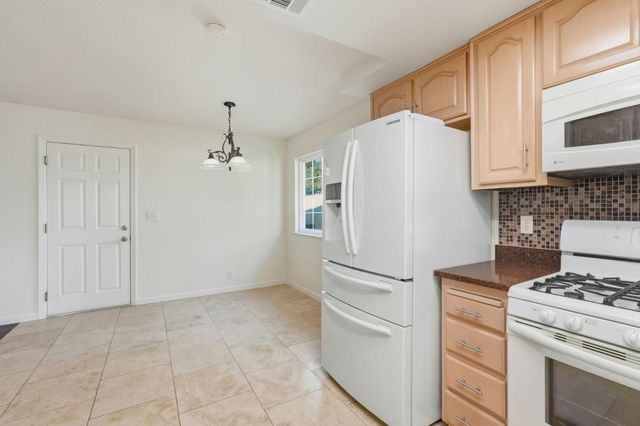 2016 Westboro Lane, Manteca, CA 95336