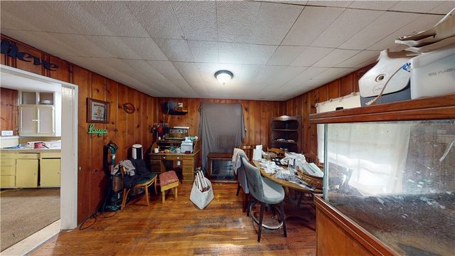 290 W 22nd Street, Fayetteville, AR 72701