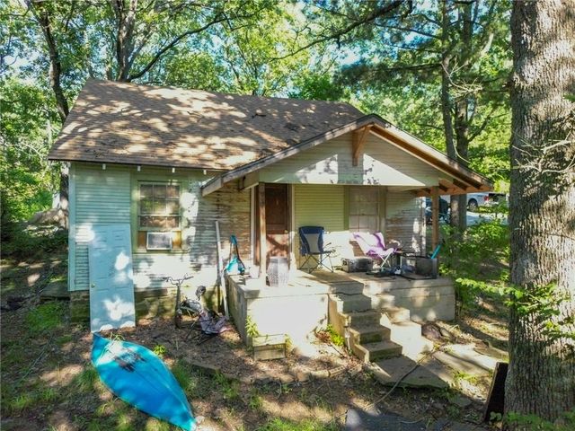 290 W 22nd Street, Fayetteville, AR 72701