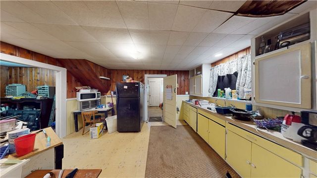 290 W 22nd Street, Fayetteville, AR 72701