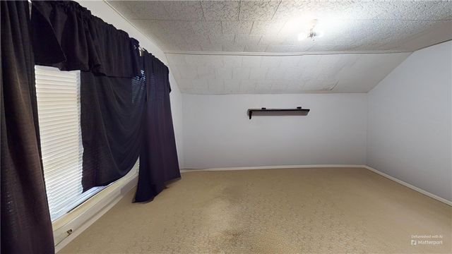 290 W 22nd Street, Fayetteville, AR 72701