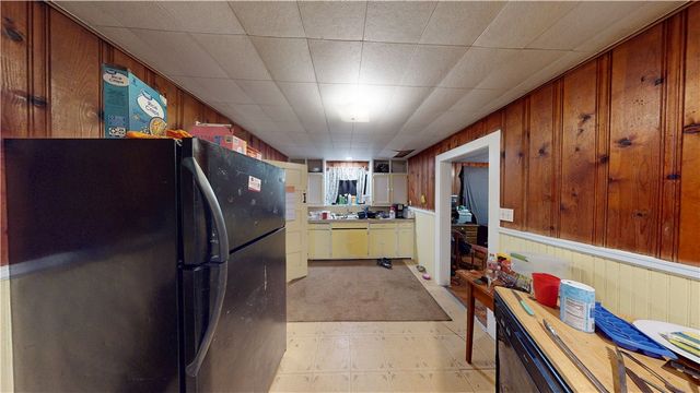 290 W 22nd Street, Fayetteville, AR 72701