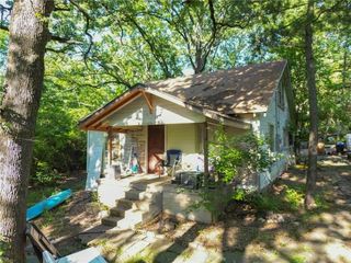 290 W 22nd Street, Fayetteville, AR 72701