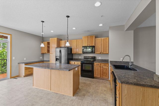 11941 Emery Village Drive N 2101, Champlin, MN 55316
