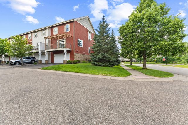 11941 Emery Village Drive N 2101, Champlin, MN 55316