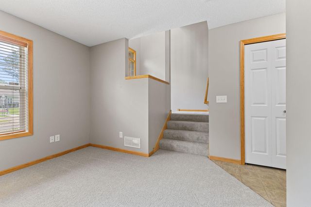 11941 Emery Village Drive N 2101, Champlin, MN 55316
