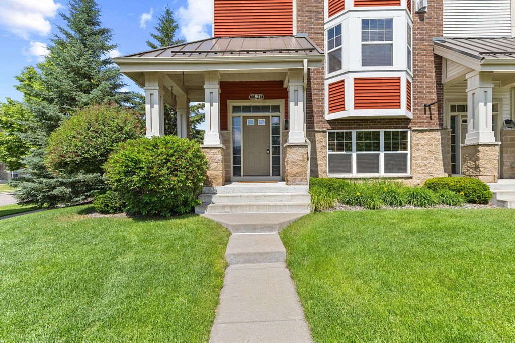 11941 Emery Village Drive N 2101, Champlin, MN 55316
