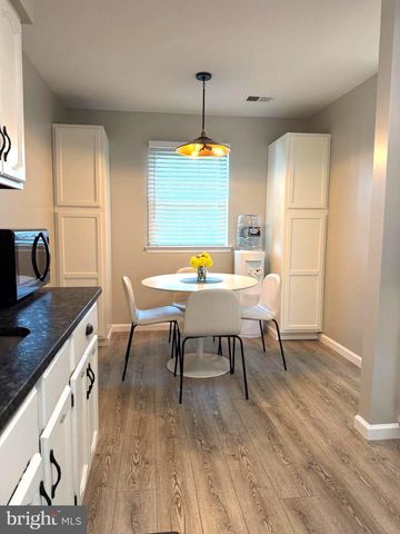 14 HATTARAS CT, Bordentown, NJ 08505