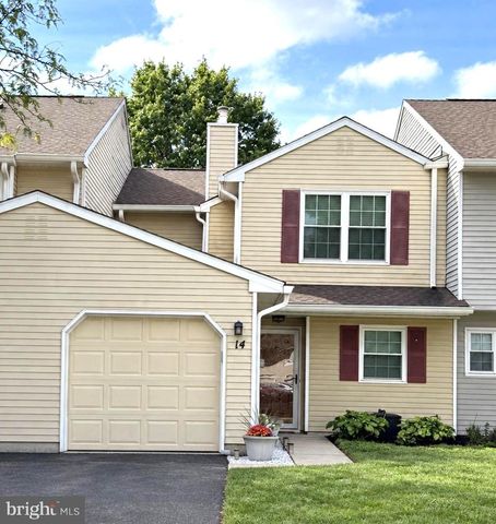 14 HATTARAS CT, Bordentown, NJ 08505