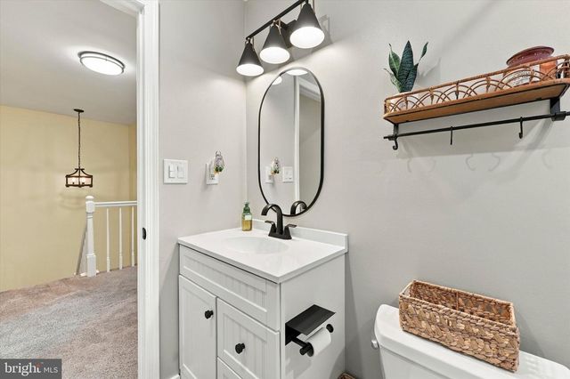 14 HATTARAS CT, Bordentown, NJ 08505