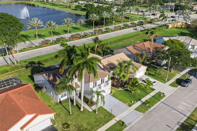 131 NW 187th Ave, Pembroke Pines, FL 33029