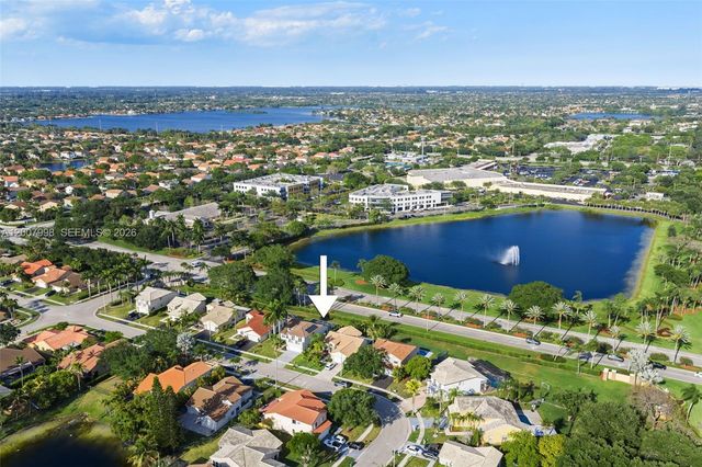 131 NW 187th Ave, Pembroke Pines, FL 33029