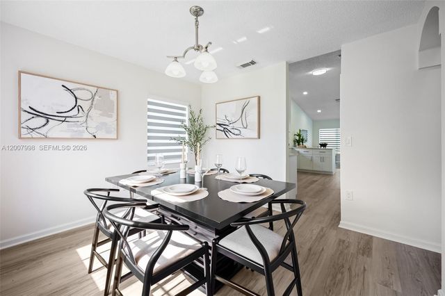 131 NW 187th Ave, Pembroke Pines, FL 33029