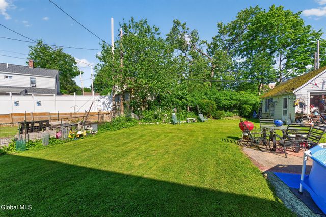 1648 Randolph Road, Schenectady, NY 12308