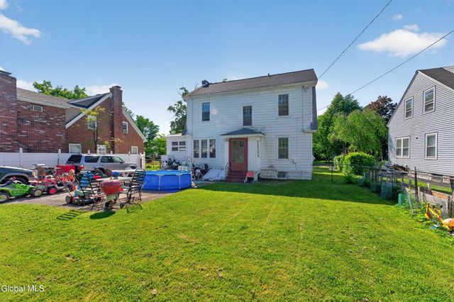 1648 Randolph Road, Schenectady, NY 12308