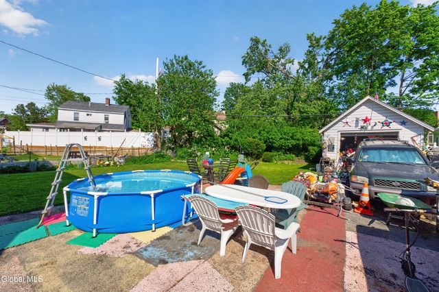 1648 Randolph Road, Schenectady, NY 12308