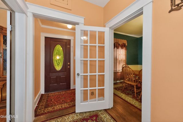 1648 Randolph Road, Schenectady, NY 12308