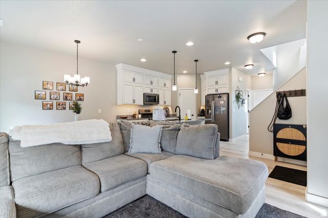 3317 W 3715 S, West Haven, UT 84401