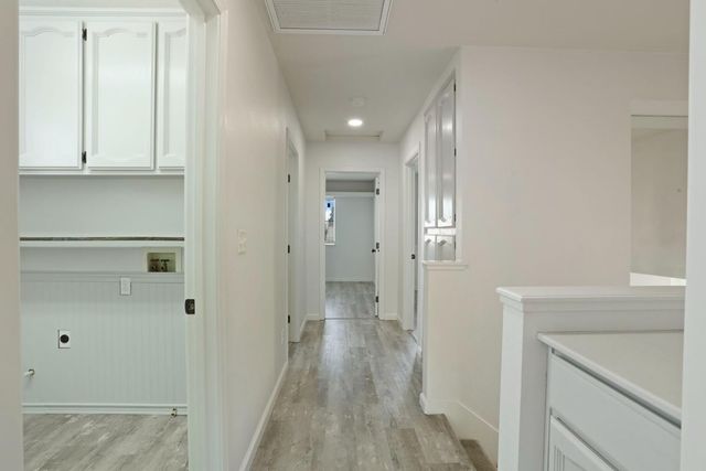 988 Padbury Ct, Galt, CA 95632