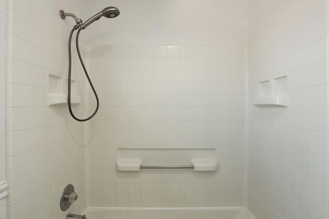 988 Padbury Ct, Galt, CA 95632