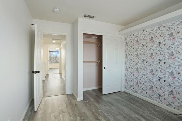 988 Padbury Ct, Galt, CA 95632