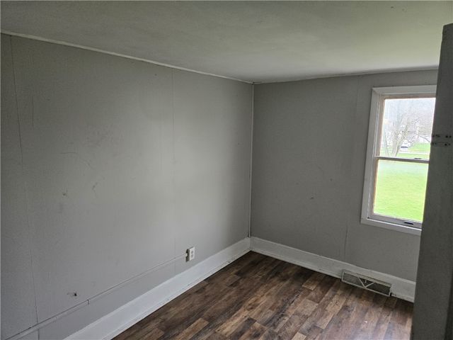 116 S Ashland Ave, New Castle, PA 16102