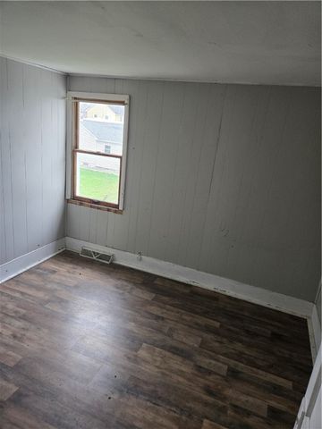 116 S Ashland Ave, New Castle, PA 16102