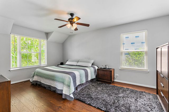 728 Brighton Circle, Port Barrington, IL 60010