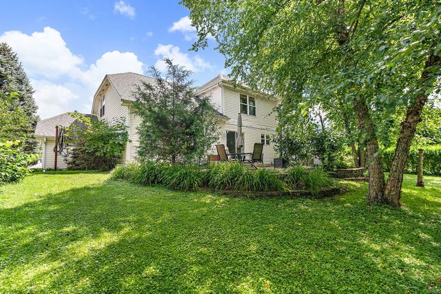 728 Brighton Circle, Port Barrington, IL 60010