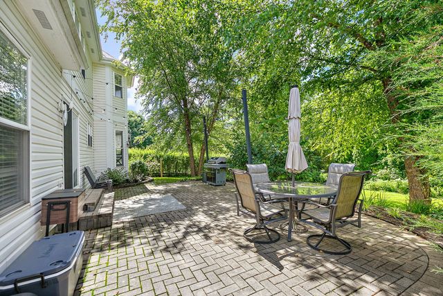 728 Brighton Circle, Port Barrington, IL 60010