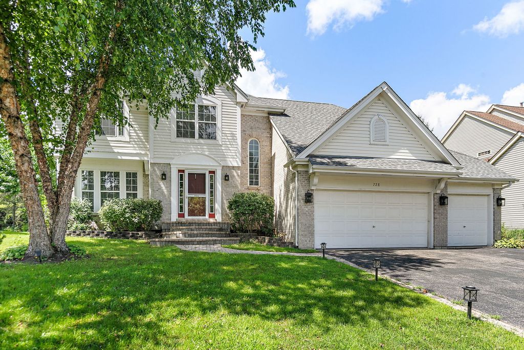728 Brighton Circle, Port Barrington, IL 60010