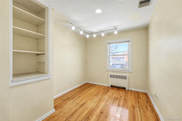 567 Oxford Road, Cedarhurst, NY 11516