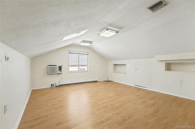 567 Oxford Road, Cedarhurst, NY 11516