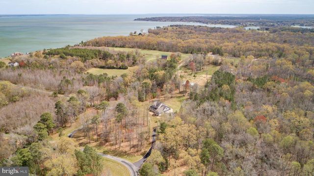 8662 SANDY BEACH LN, King George, VA 22485