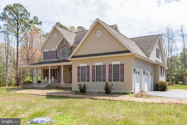 8662 SANDY BEACH LN, King George, VA 22485