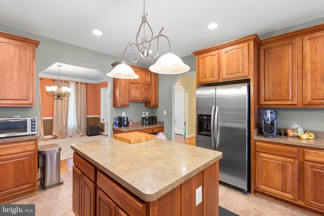 8662 SANDY BEACH LN, King George, VA 22485