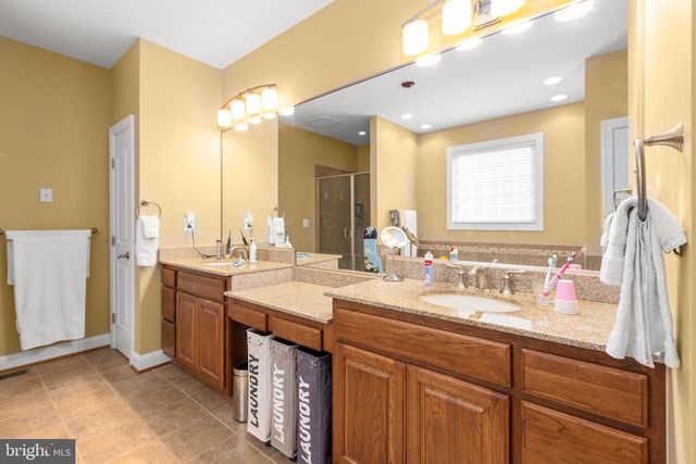 8662 SANDY BEACH LN, King George, VA 22485