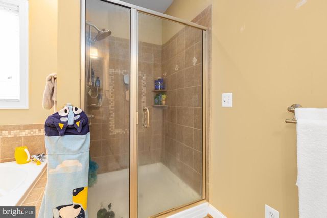 8662 SANDY BEACH LN, King George, VA 22485