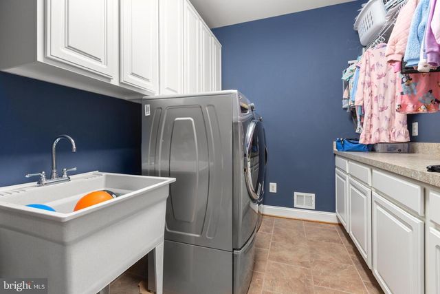 8662 SANDY BEACH LN, King George, VA 22485