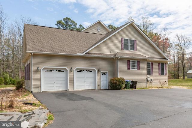 8662 SANDY BEACH LN, King George, VA 22485