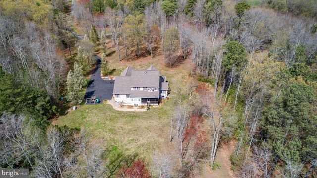 8662 SANDY BEACH LN, King George, VA 22485