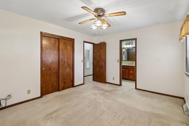 4405 73rd Street, Urbandale, IA 50322