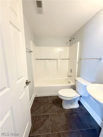 1257 W 76th Street, Cleveland, OH 44102