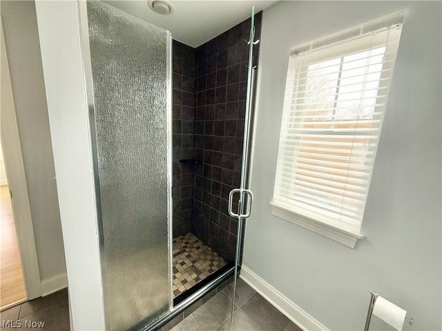 1257 W 76th Street, Cleveland, OH 44102