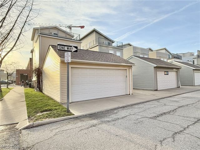 1257 W 76th Street, Cleveland, OH 44102