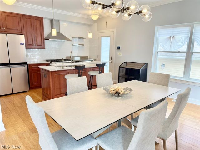 1257 W 76th Street, Cleveland, OH 44102