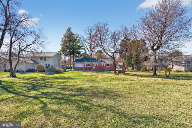 3229 MAGNOLIA AVE, Falls Church, VA 22041